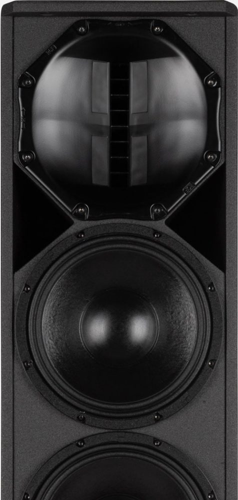 Chi tiết driver bass RCF thiết kế hình nón, viền nhún chắc chắn