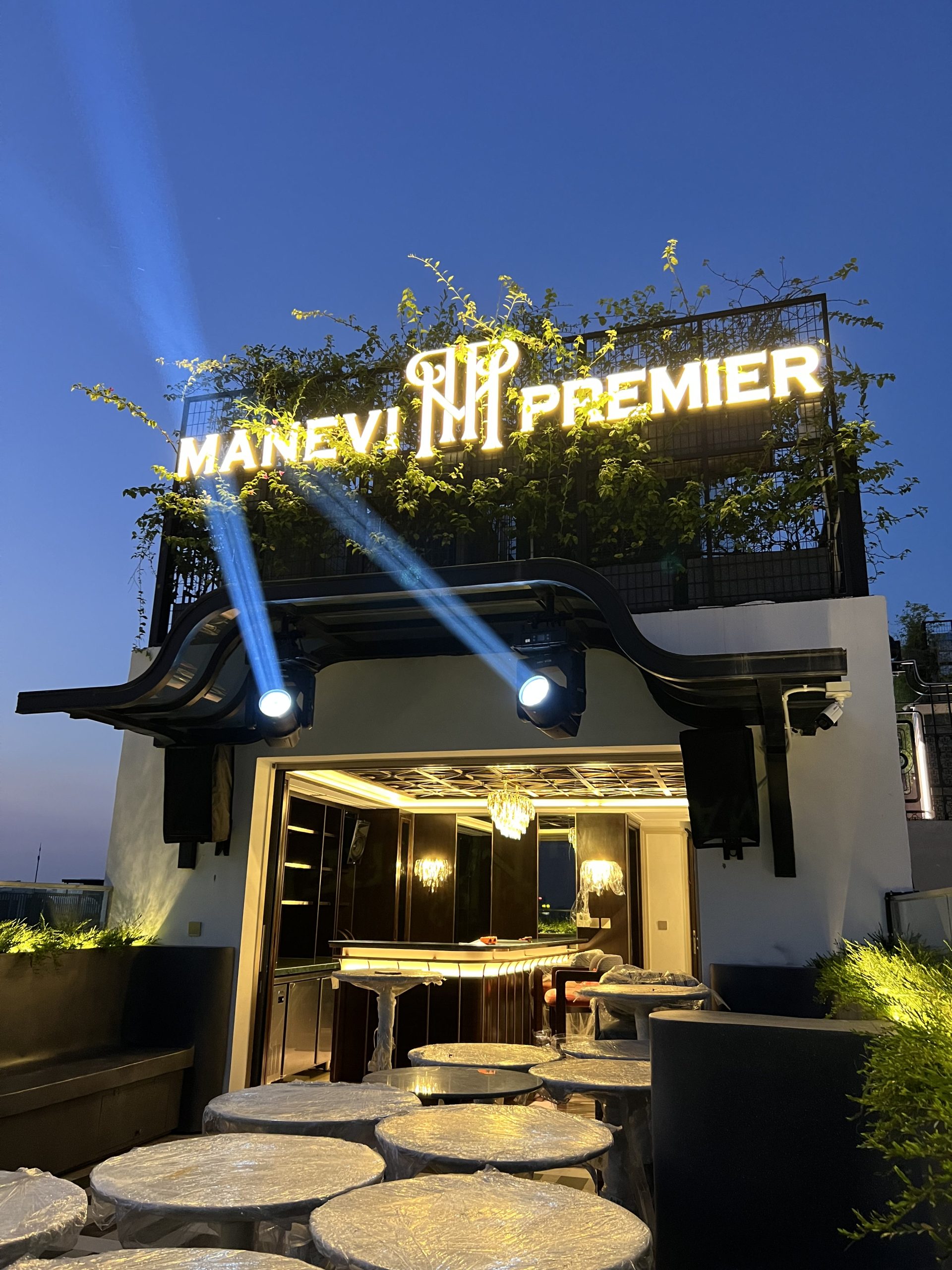 Khách sạn Manevi Premier với hệ thống âm thanh RCF