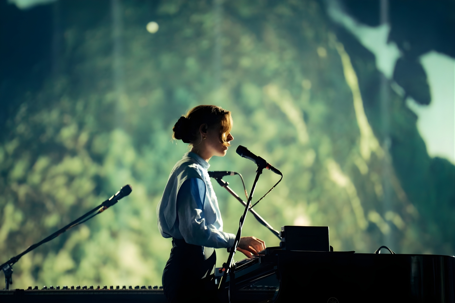 cercle odyssey đưa khán giả vào một không gian ba chiều tràn ngập âm thanh ánh sáng cảm xúc